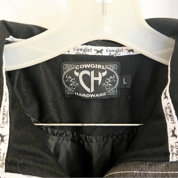 Cowgirl Hardware Soft Shell Jacket - Picture 7 of 10